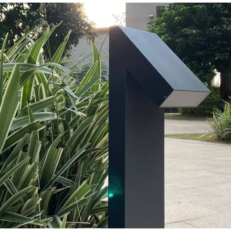 Lampa ogrodowa z odlewanego mo – Outdoor Lighting Brass recenzja i cena